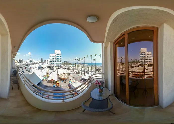 Ithaki Phinikoudes No. 204 Apartmán Larnaca