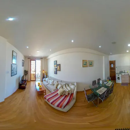 Daire Ithaki Phinikoudes No. 204 Larnaca